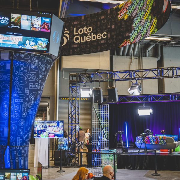 ComicConMTL-ZoneIndie-LQ-02